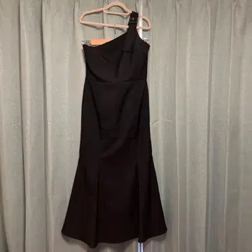 비대칭 오버롤 스커트