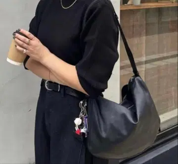 ear PAPILLONNER 스와로바닥 숄더백 블랙