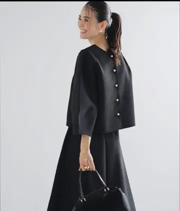 UNFILO 블랙 형태 니트 스커트 셋업 인기 완판템