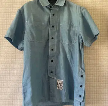 SODUPPIES 반팔 셔츠 쿠보즈카 요스케 착용