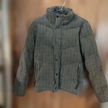 체크 무늬 다운 자켓 S 사이즈