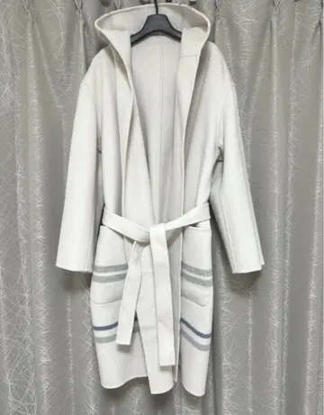 갤러리 바이 가운 코트 36