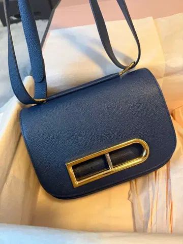 [ 빠른 순 ] 델보 랑고 PM 알피나 카프 숄더백 나이트 스카이