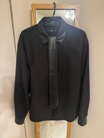 하레 넥타이 디자인 셔츠