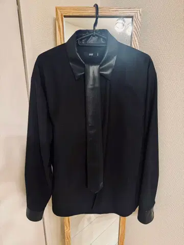 하레 넥타이 디자인 셔츠