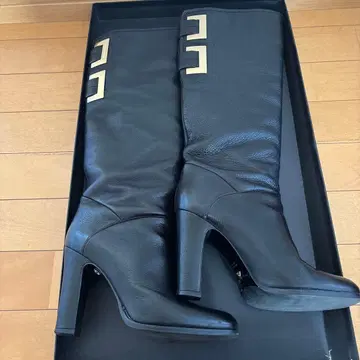 엠포리오 아르마니 블랙 가죽 롱 부츠