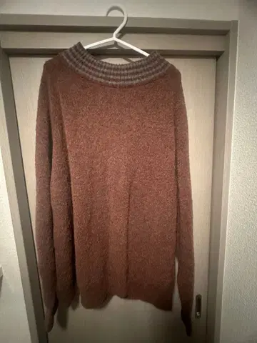 조르지오 아르마니 브라운 니트 스웨터