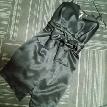 가슴 레이스 블랙 드레스