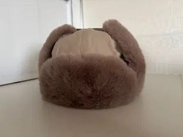 베이지 플라이트 캡 귀도리 포함