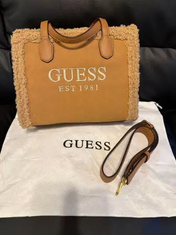 GUESS 베이지 보아 2way 토트백 새상품급
