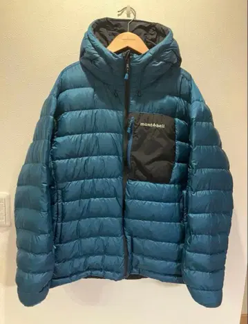 [ 레어 컬러 ] mont-bell 다운 자켓 블랙 x 블루라이트 알파인