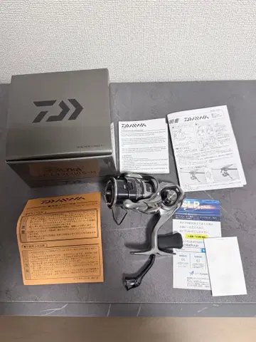 (미사용 새상품) 다이와 25 CALDIA FC LT 2000S-H