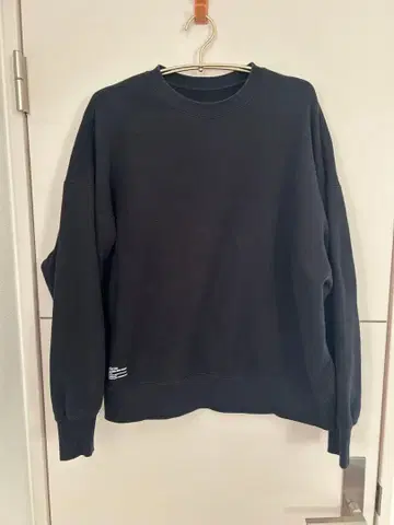 프레쉬 서비스 LIGHT OZ CREW NECK SWEAT 블랙