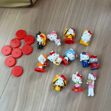 헬로키티 피규어 세트 13개