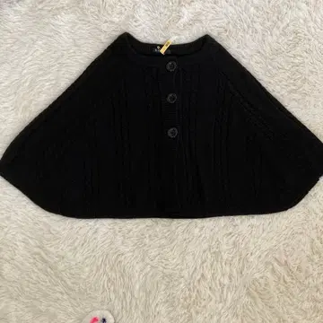 새상품급! ketty 블랙 케이블 니트 볼레로 니트 케이프 판초