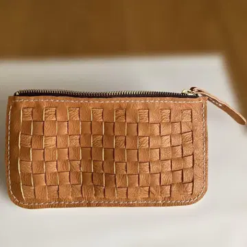 브라운 계열 가죽 뜨개질 카멜색