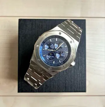 [미사용 새상품] DIDUN DESIGN 문페이즈 손목시계 블루 실버