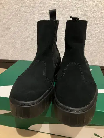 통굽 스웨이드 첼시 부츠 블랙