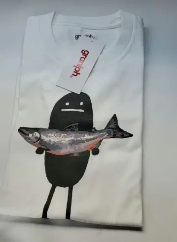 그라니프 삿포로 한정판 반팔 T셔츠 섀도우 연어 화이트