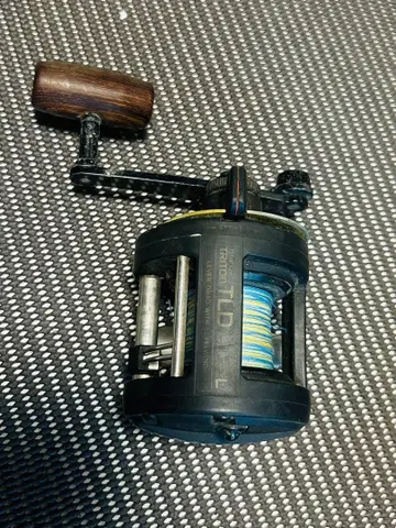 낚시릴 TRITON TLD 베이트릴 우드 핸들