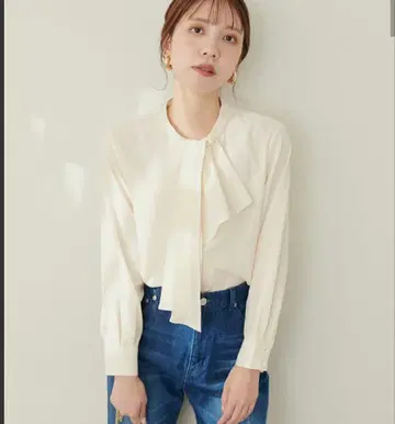 natural couture 드레이프 스카프 2WAY 블라우스