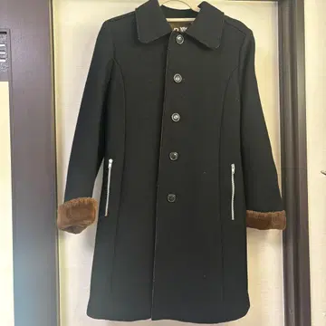 스나오 쿠와하라 블랙 코트