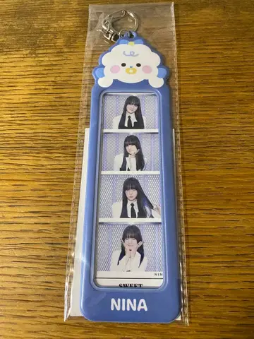 NiziU 니나 4컷 사진 홀더