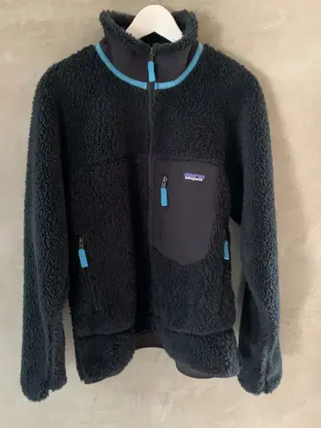 Patagonia 클래식 레트로X 자켓 M 사이즈 플리스