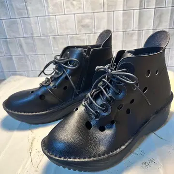 미라이알키 펀칭 가죽 트리플 블랙 부츠, 스니커즈 24.5