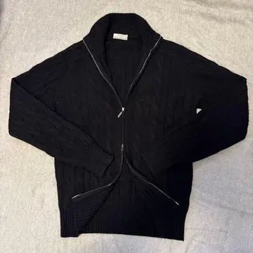 새상품급 최고급 크루치아니 캐시미어 100% 집업 니트 블랙 48