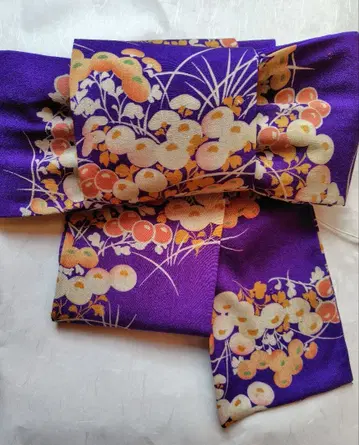 앤티크 보라색의 귀여운 꽃무늬 반폭 오비