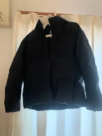 유니클로 심리스 다운 M