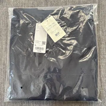 [ 미사용 새상품 ] 메리노 크루넥 스웨터 네이비 L