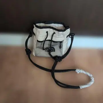 THE NORTH FACE 베이지 사코슈