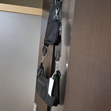 숄더백 파우치 포함