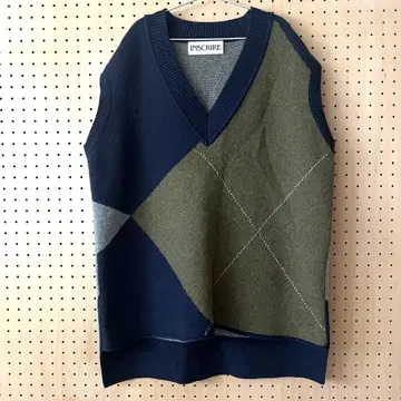 INSCRIRE 아가일 니트 베스트 빅 실루엣