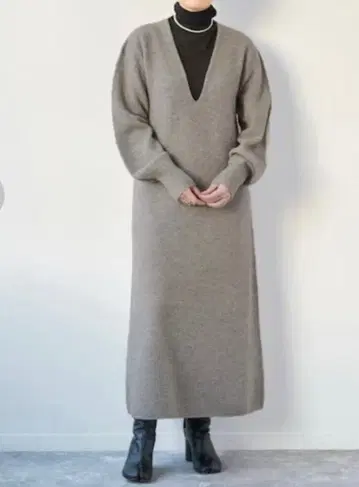 22AW plage 플라주 캐시미어 네이비 후카V 니트 롱 원피스