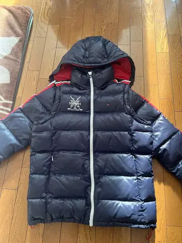 네이비 다운 자켓 후드 부착