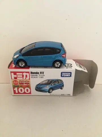 토미카 Honda FIT