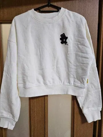 1회 착용 KIRSH 크롭 트레이닝복