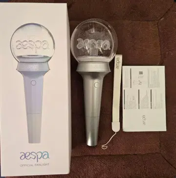 aespa 공식 응원봉 윈터 트레이딩 카드 포함