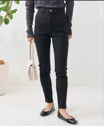 프릭스 스토어 스트레치 테이퍼드 스키니 팬츠