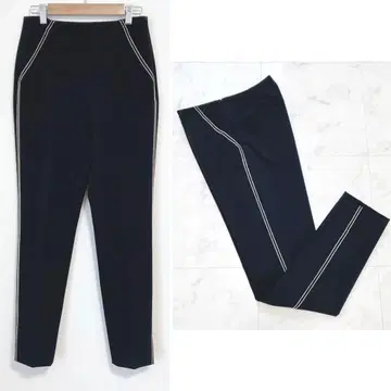 FOXEY New York 미 실루엣 사이드 라인 밑단 슬릿 팬츠