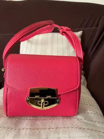 핑크 숄더백 합성 피혁