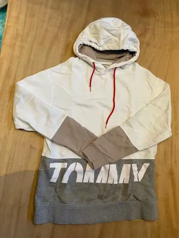 TOMMY JEANS 후드 부착 후드티 S