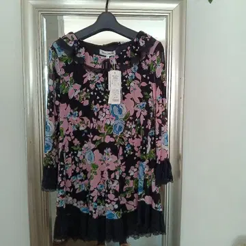 Super Beauty 꽃무늬 긴팔 튜닉 42