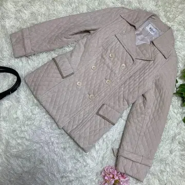 새상품급 자유구 퀼팅 자켓 화이트 베이지 더블 버튼 38 M 사이즈