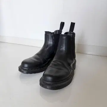 [ 새상품급 ] Dr.Martens 24cm 사이드 고어 부츠