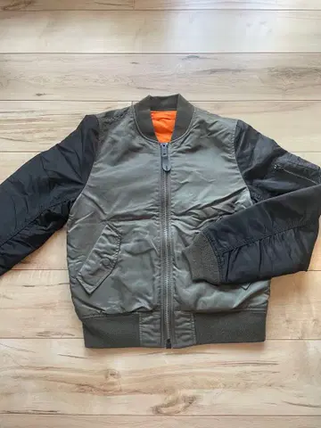 MA-1 스타일 자켓 올리브 그린