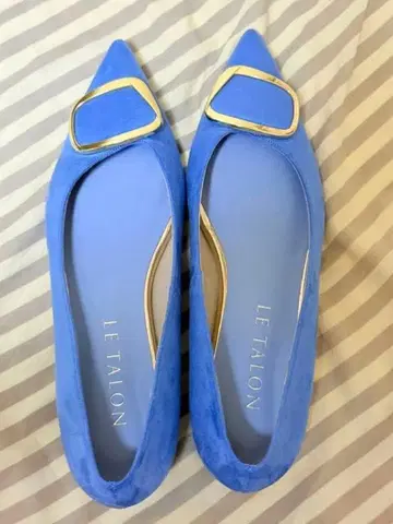 미사용 새상품 LE TALON 파란색 펌프스 25cm